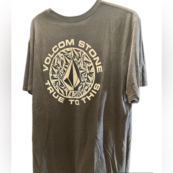 Volcom men’s XL t-shirt - Picture 2 of 3